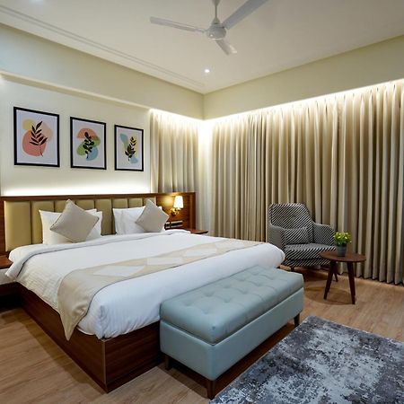 M2 Square By Monday Premium Hotel Nagpur Exterior photo