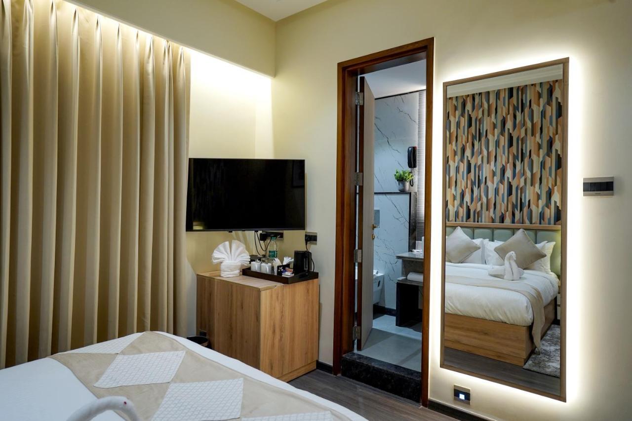 M2 Square By Monday Premium Hotel Nagpur Exterior photo